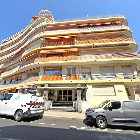 Center Massena * Menton