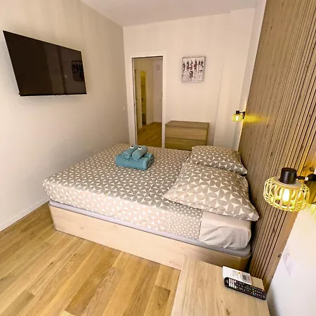 Center Massena Апартаменты Ментона