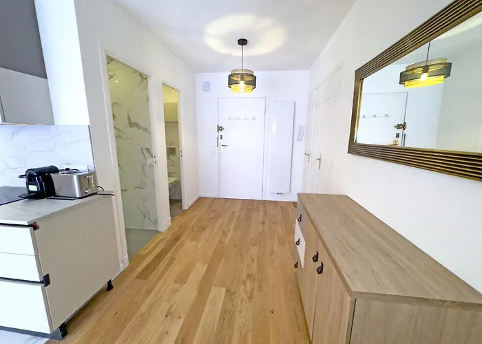 Apartment Center Massena