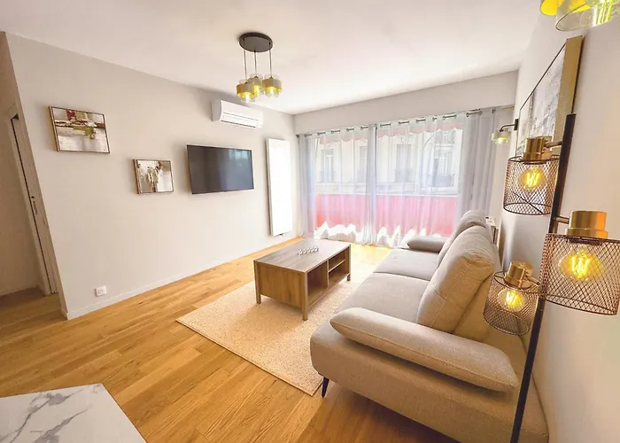 Center Massena Μεντόν